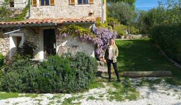 In front of La Parare